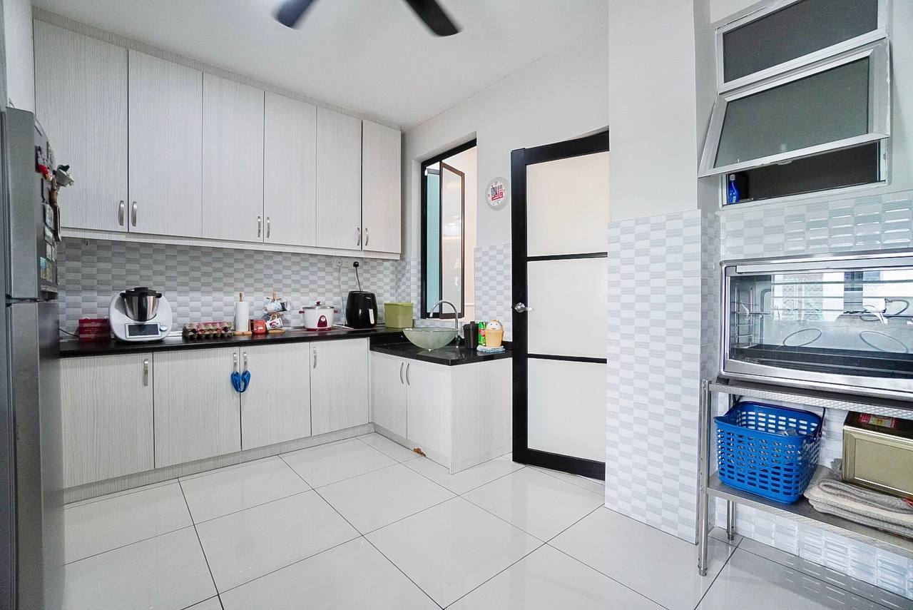 2 STOREY TERRACE AT MAPLE, BANDAR HILLPARK - photo 10