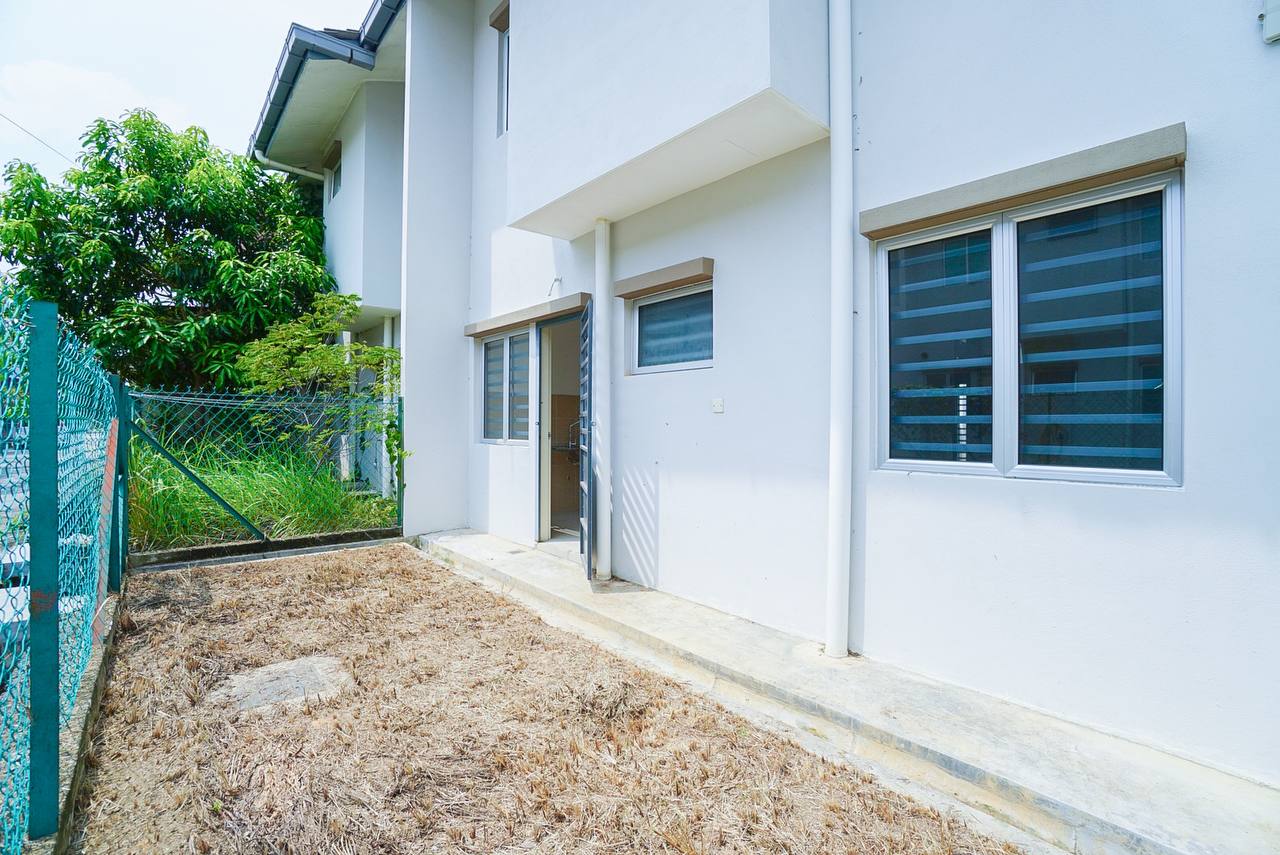 2 STOREY TERRACE ALBURY 2 MAHKOTA HILLS, LENGGENG - photo 13