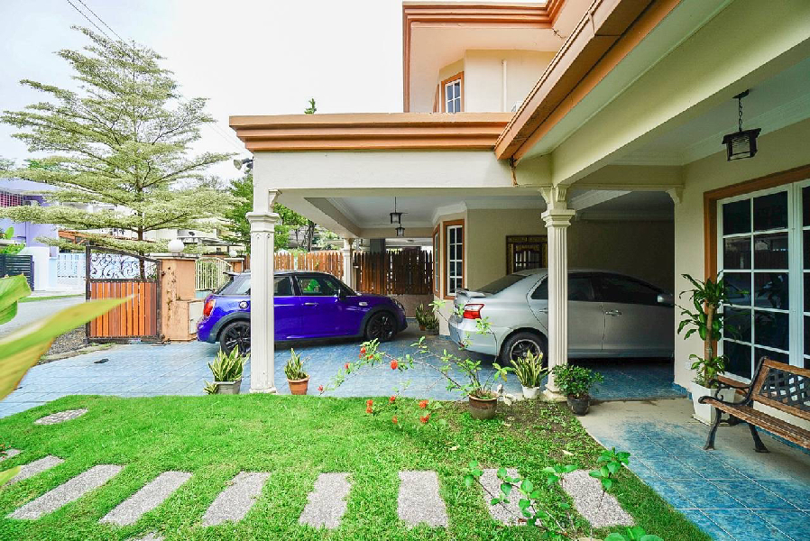 (COZY CORNER UNIT & RENOVATED) DOUBLE STOREY TERRACE AT TAMAN KELAB UKAY, AMPANG SELANGOR - photo 2
