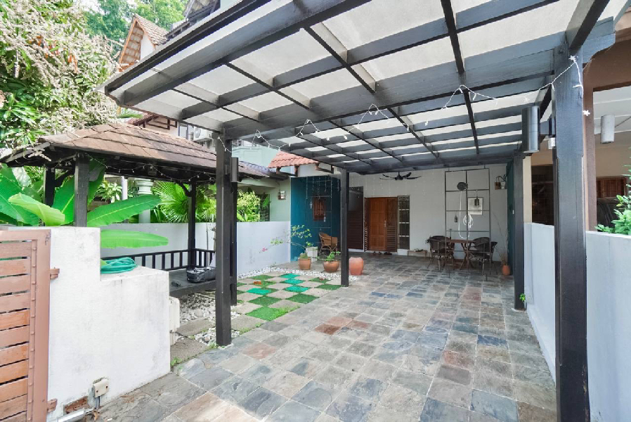 TWO AND HALF STOREY TERRACE TAMAN BUKIT SETIAWANGS - photo 2