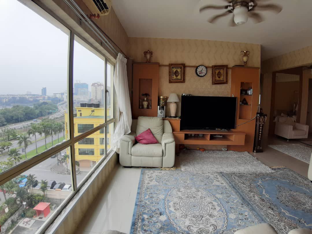 Fully Furnished And Affordable East Lake Residence - photo 2