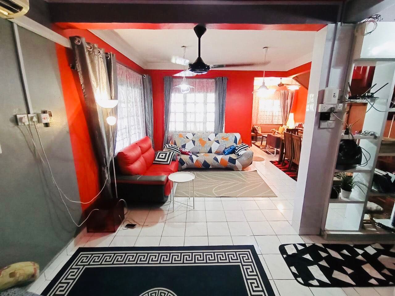Renovated 2 Storey End Lot Seksyen 7, Bangi - photo 2