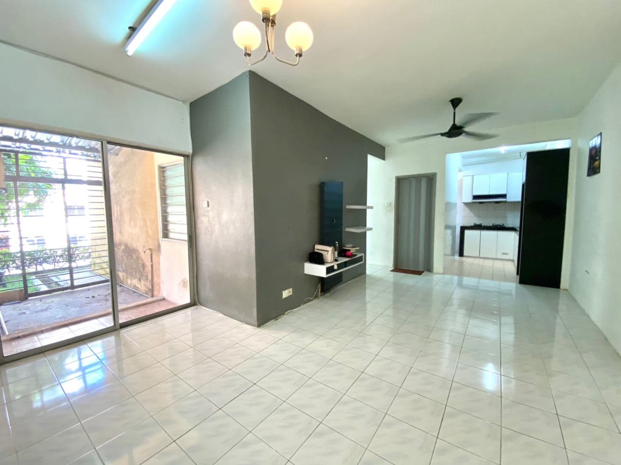 Ground Floor Indah Condominium, Prima Damansara,PJ - photo 2