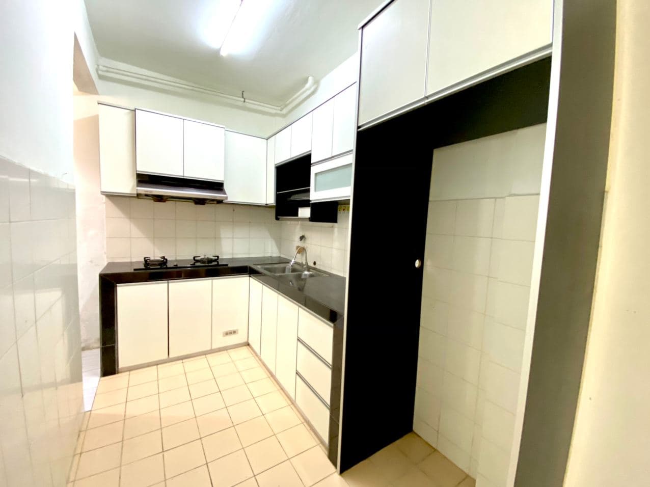 Ground Floor Indah Condominium, Prima Damansara,PJ - photo 11