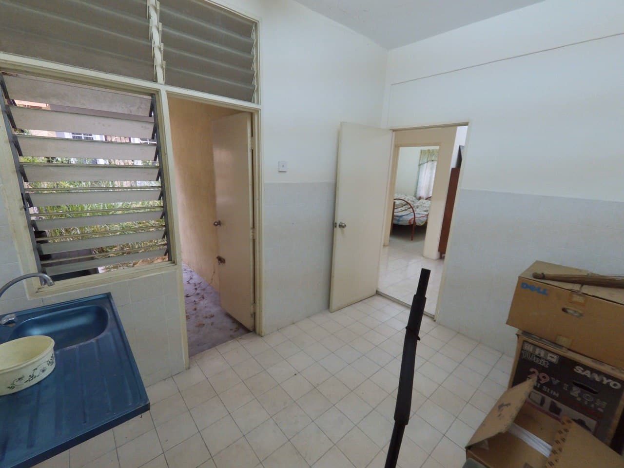 Semi-D Double Storey, Bandar Bukit Mahkota, Bangi - photo 2