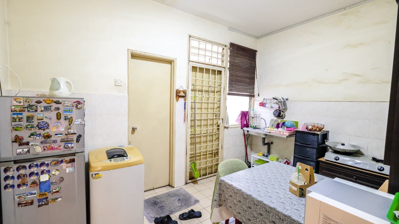 Puncak Jalil PUJ 6 Seri Kembangan Selangor - photo 3