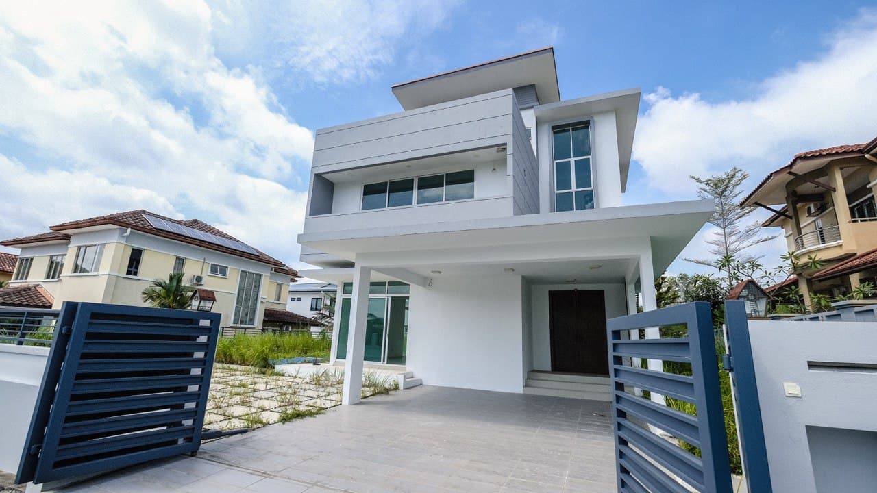 2 and half storey bungalow Bandar Mahkota Cheras