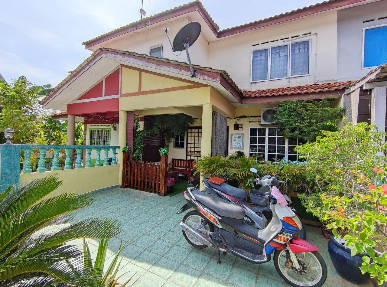Double Storey Terrace Taman Banting Baru Banting - photo 3