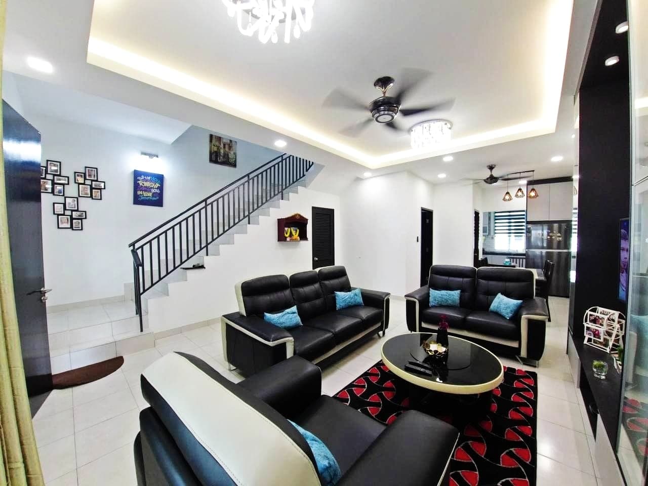 2 Storey Terrace House Bdr Hillpark, Puncak Alam - photo 3