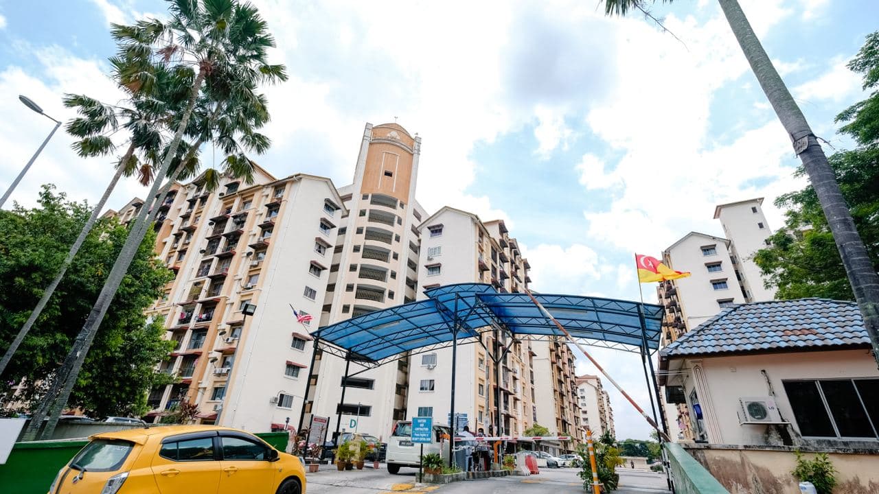 Vista Lavender Apartment Taman Kinrara Puchong