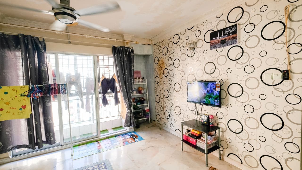 Vista Lavender Apartment Taman Kinrara Puchong - photo 2