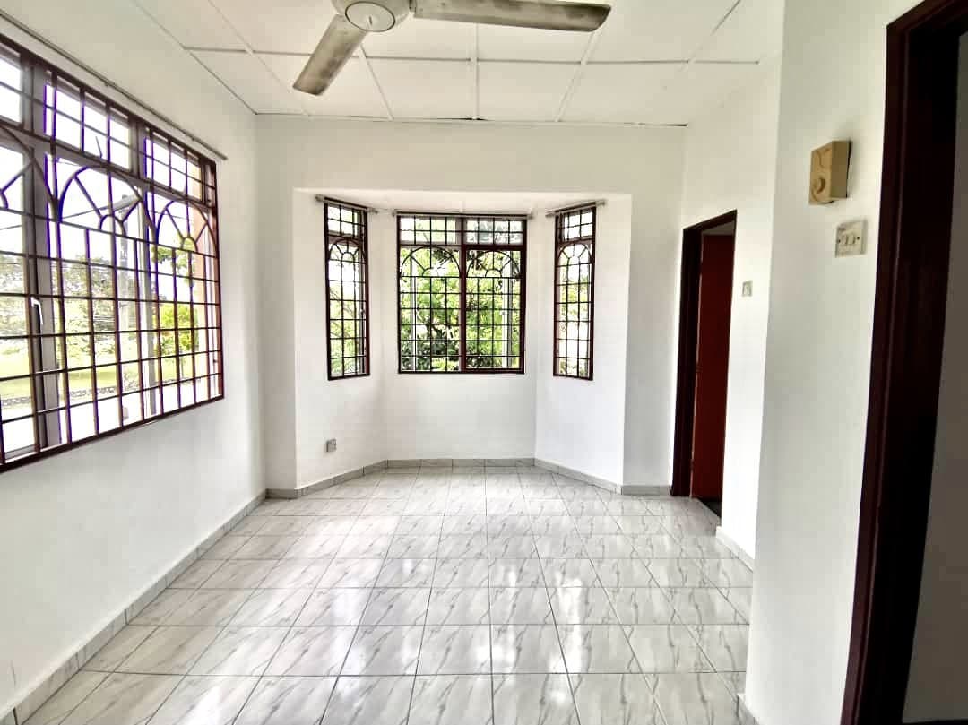 Corner lot 2 storey semi D Putra perdana puchong - photo 7