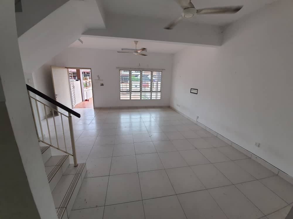 2 Storey House Rafflesia Taman Pelangi Semenyih 2 - photo 3