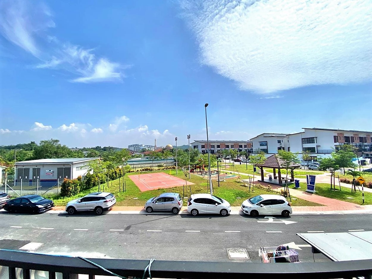 3 Storey Terrace House Myra Meranti Puchong - photo 4