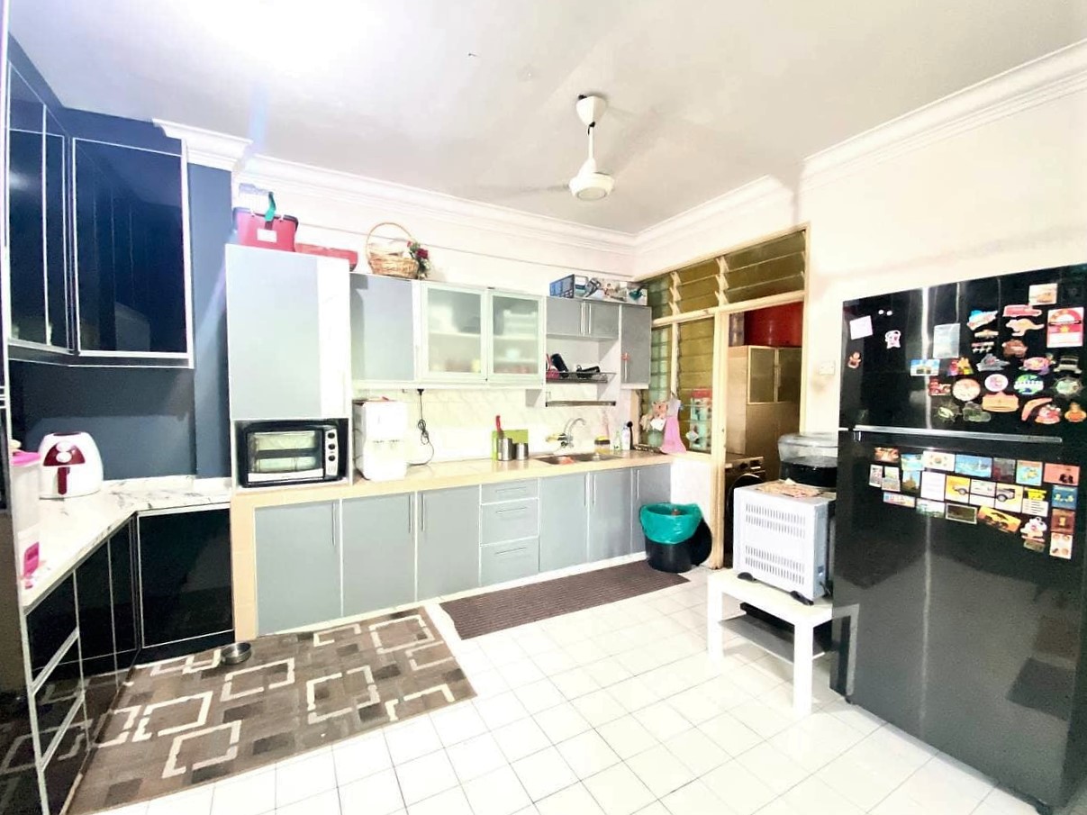 Penthouse Pangsapuri Cheras Utama Alam Damai - photo 2