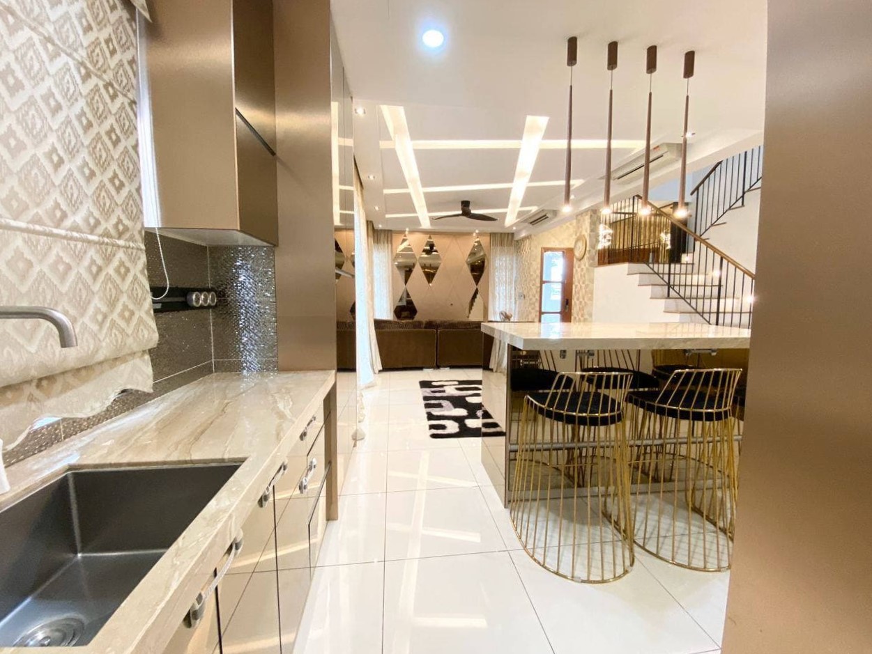Fully Renovated 3 Storey Semi D Cluster Parkfield - photo 11