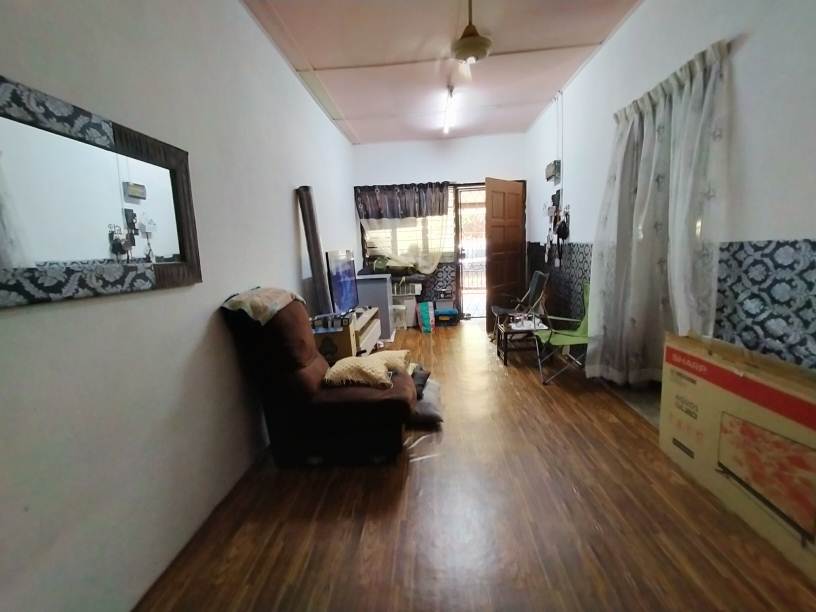 1sty Terrace CP3 Tmn Cheras Perdana - photo 2