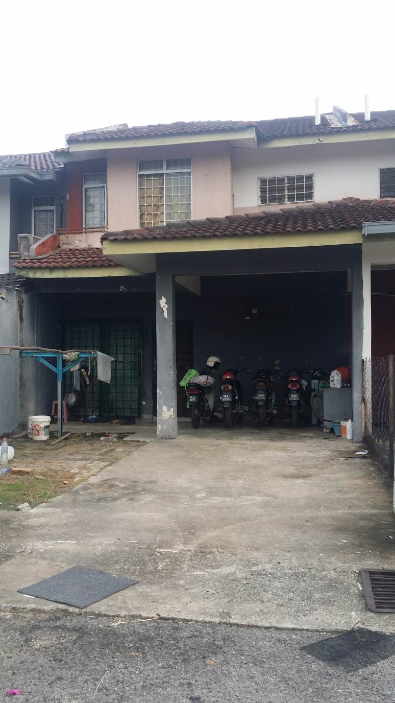 2sty Terrace Tmn Desa Vista Salak Tinggi