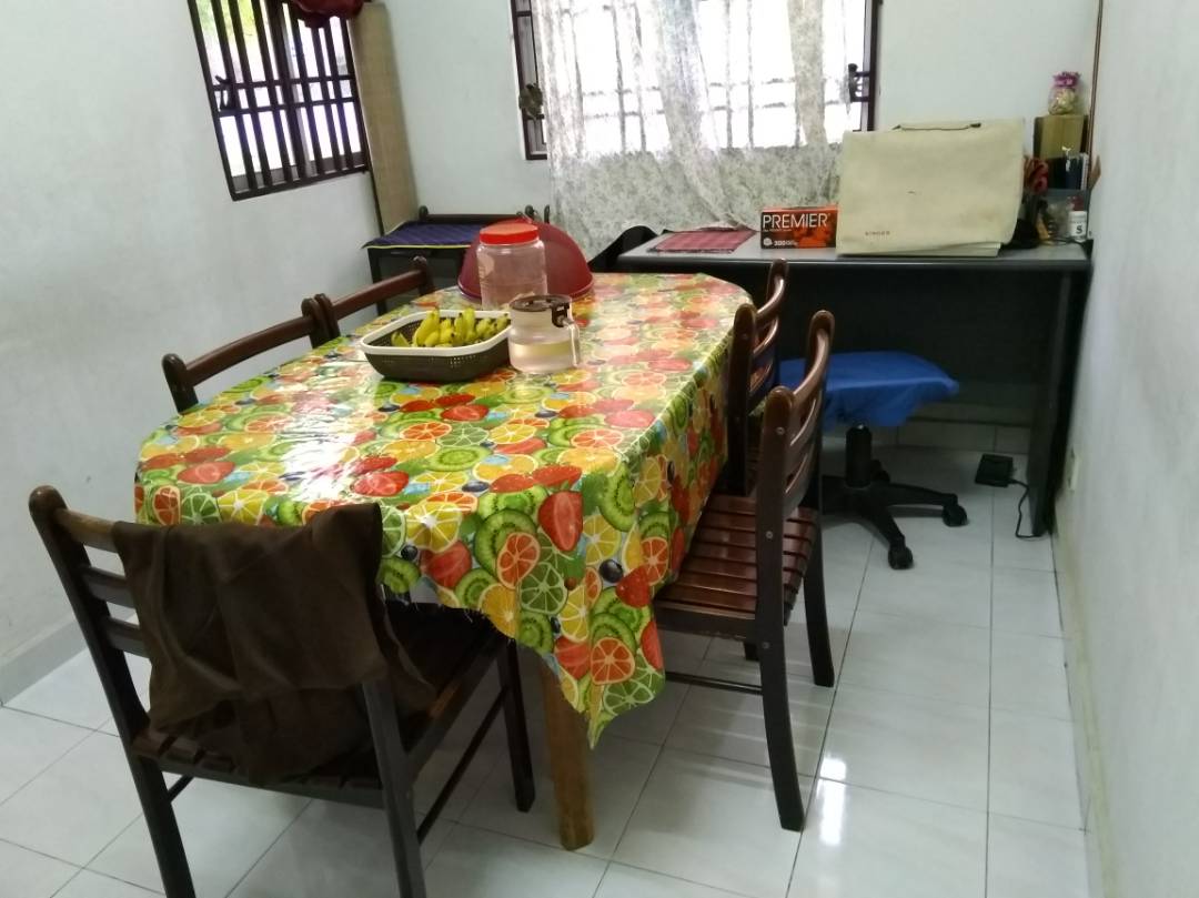 1sty Semi-D Corner Lot Tmn Dahlia Salak Tinggi - photo 3