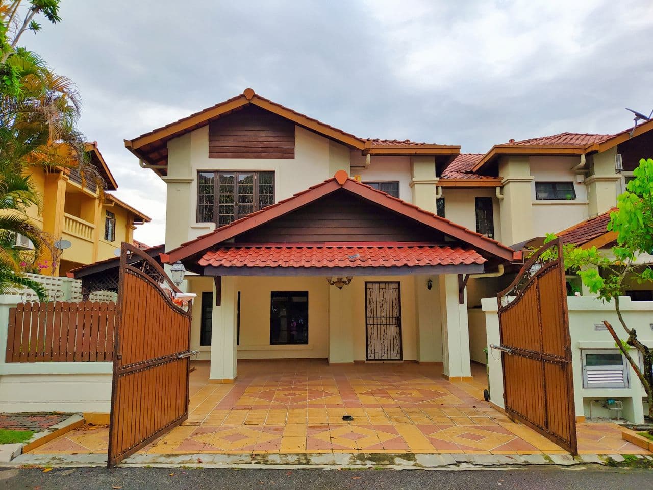 2sty SemiD Damai Kasih, Alam Damai, Cheras