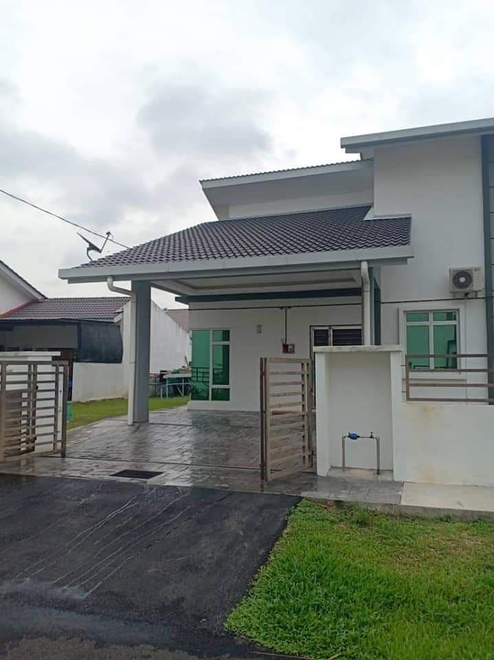 Single storey semi d taman indah klia sepang