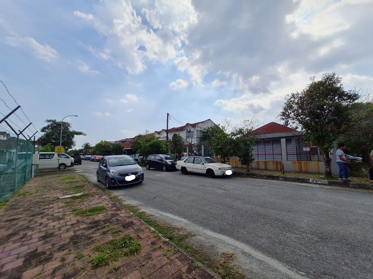 Double storey end lot bukit naga - photo 9