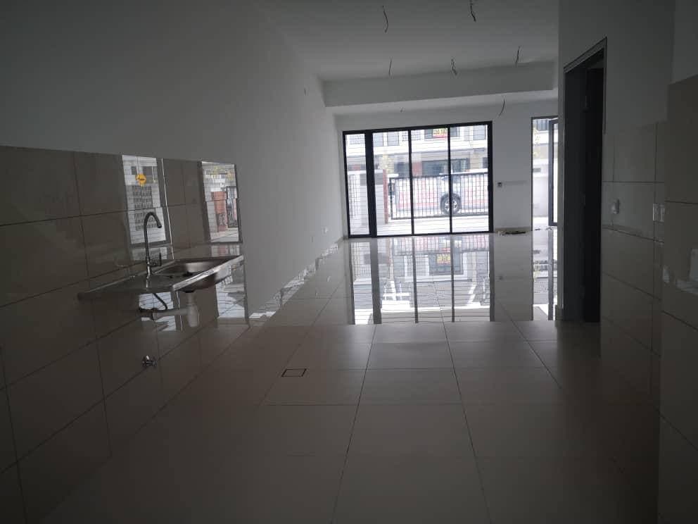 Brand new elmina double storey saujana utama - photo 2