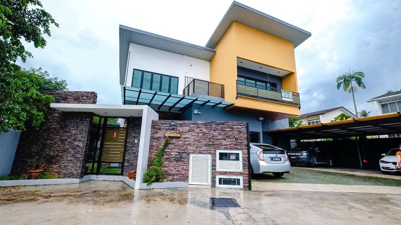 Modern bungalow in rawang new green park - photo 1