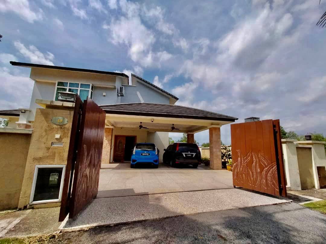 Bungalow double storey seksyen 9 bangi