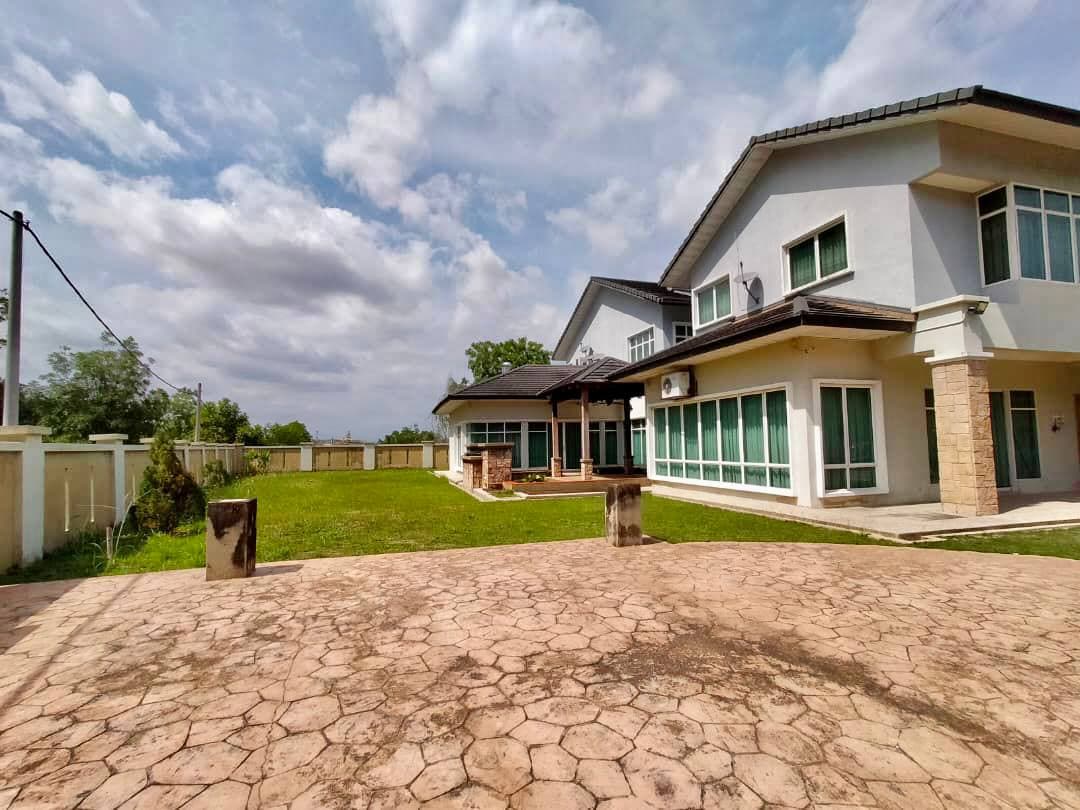 Bungalow double storey seksyen 9 bangi - photo 3