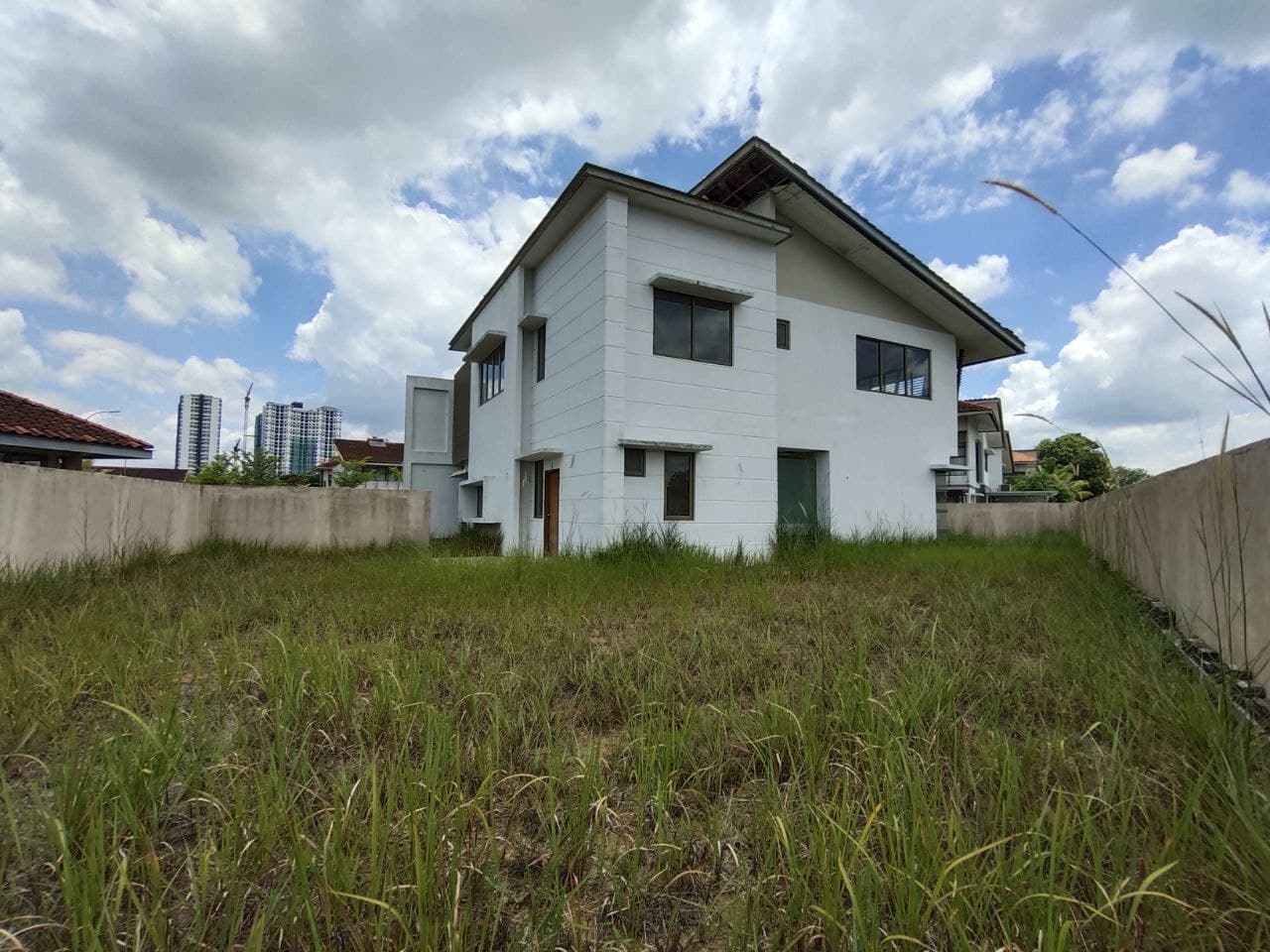 Double storey bungalow bandar bukit mahkota bangi - photo 12