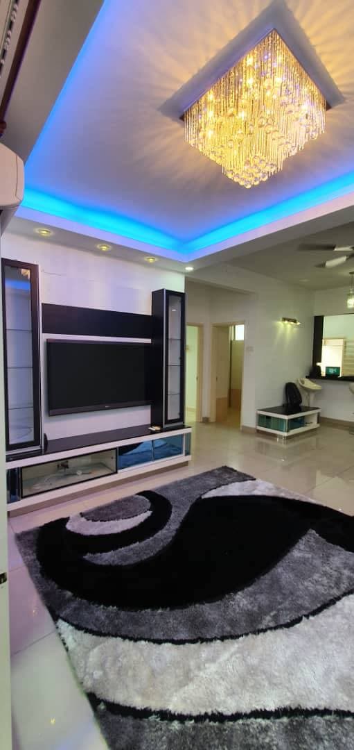 Full renovated aman height condominium serdang - photo 4