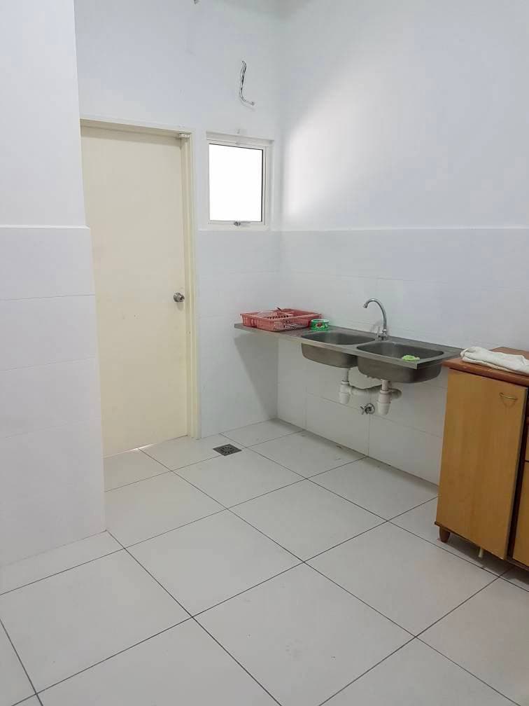Partly furnished double storey laman azalea nilai - photo 7