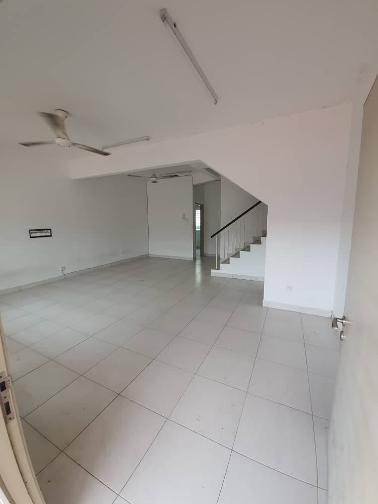 Rafflesia taman pelangi semenyih 2 double storey - photo 3