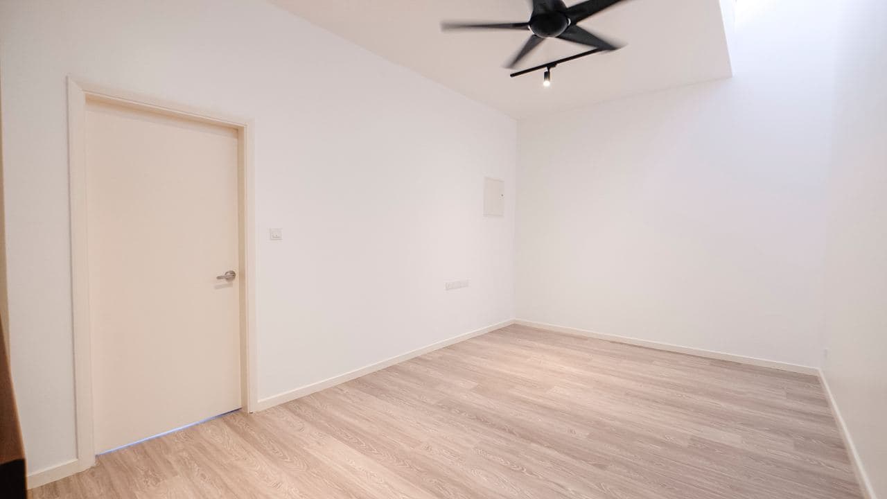 Renovated  nego double storey seksyen u12 - photo 8