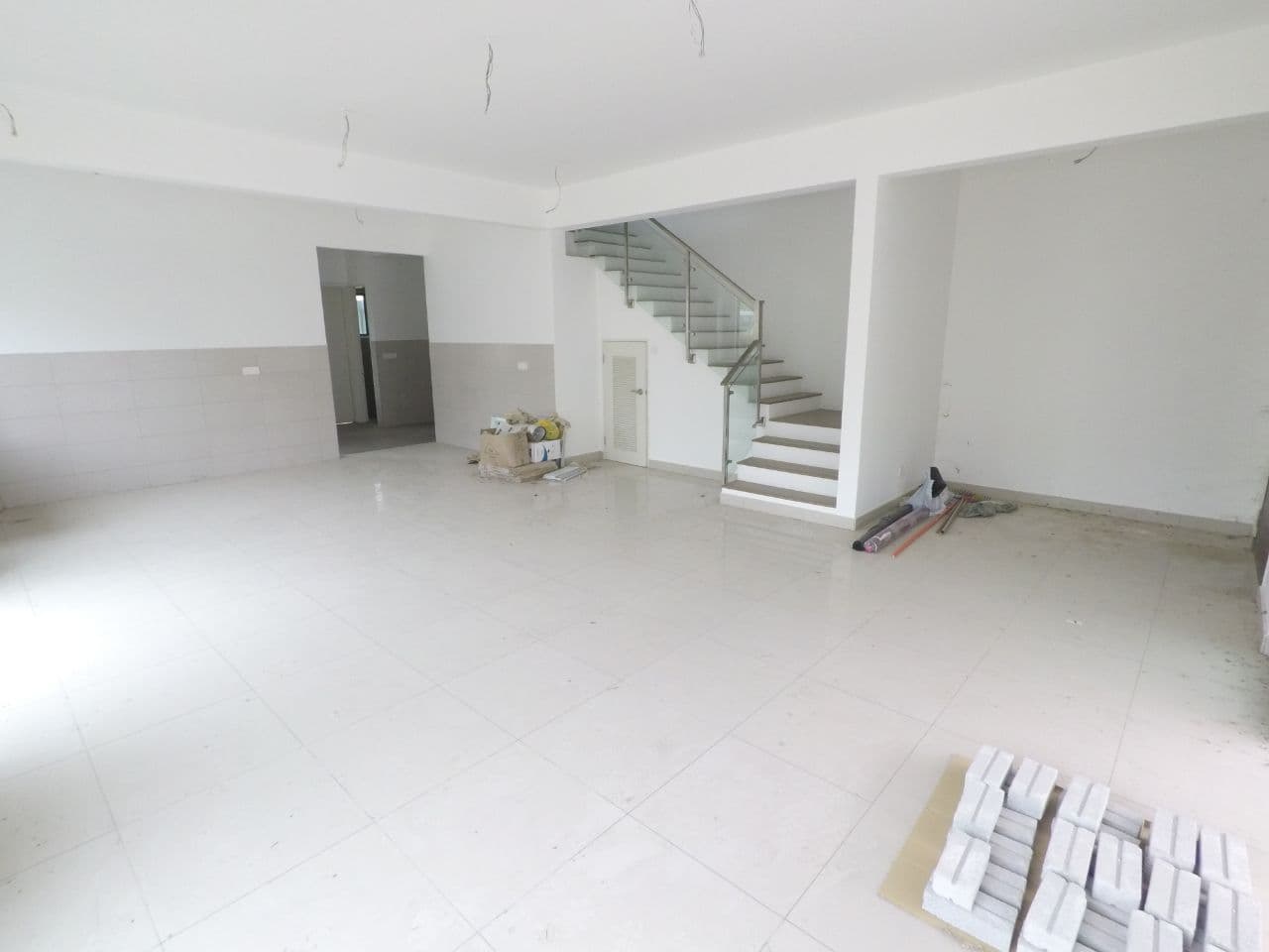 Corner lot lake point residence 3 storey cyberjaya - photo 7