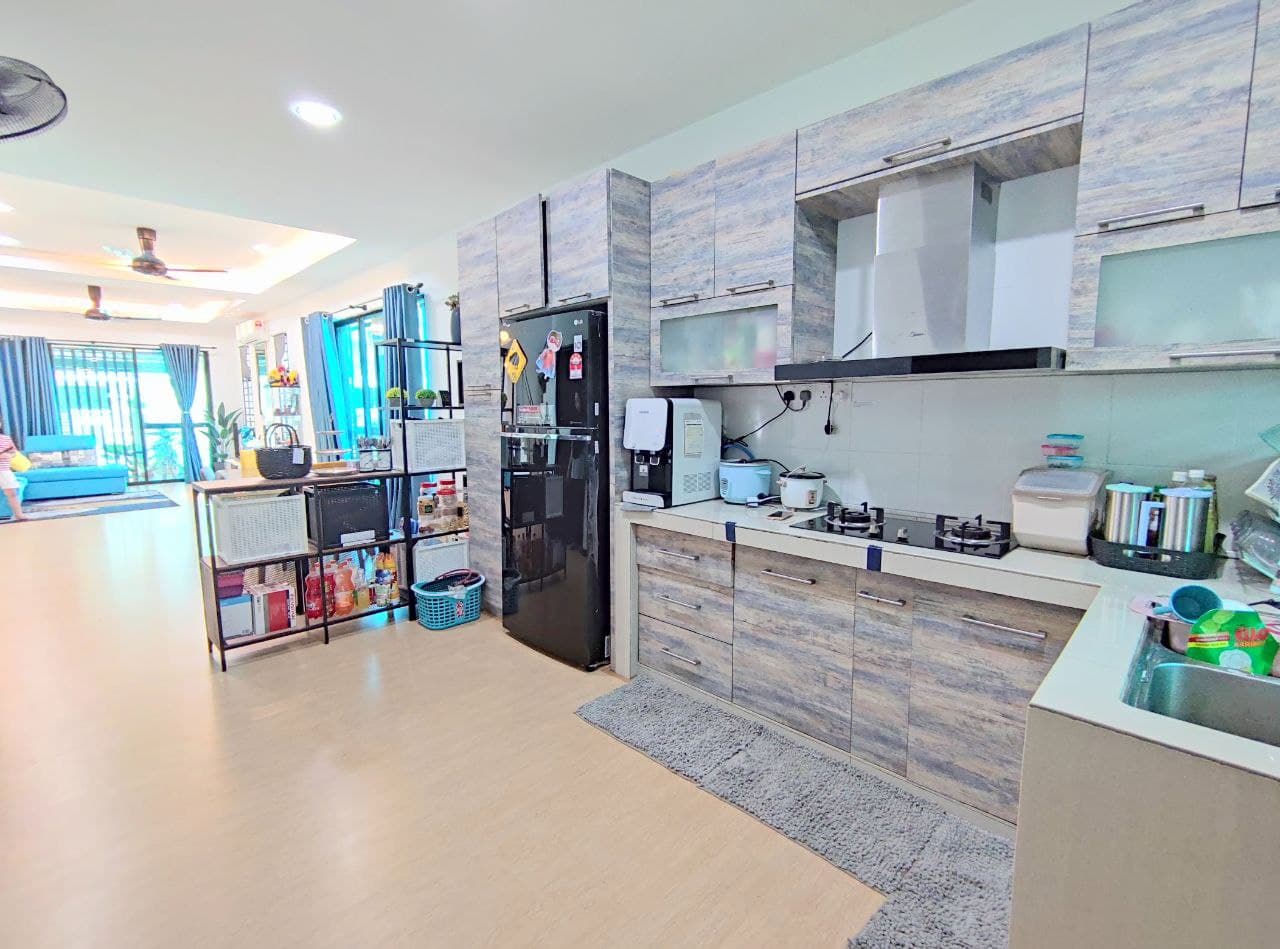 Double storey end lot taman saujana klia sepang - photo 7