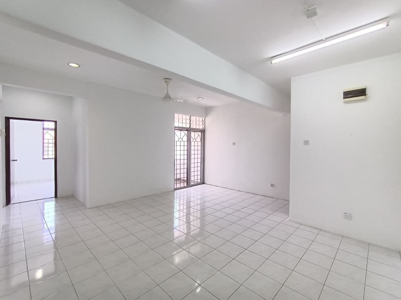 Renovated pangsapuri seri puteri ukay - photo 4