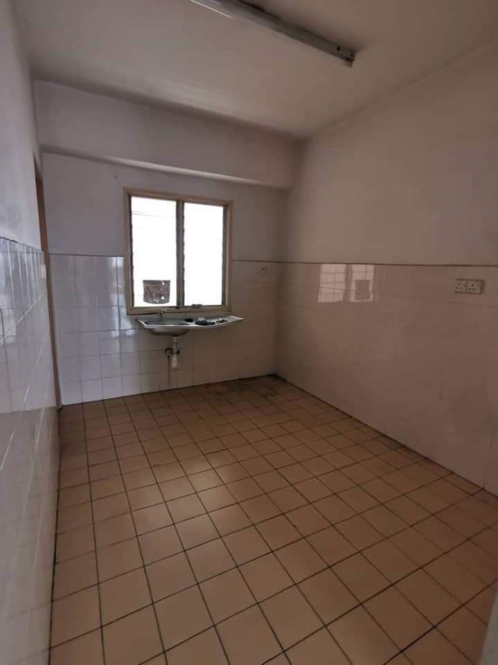 Sri dahlia apartment taman sepakat indah 2 - photo 5
