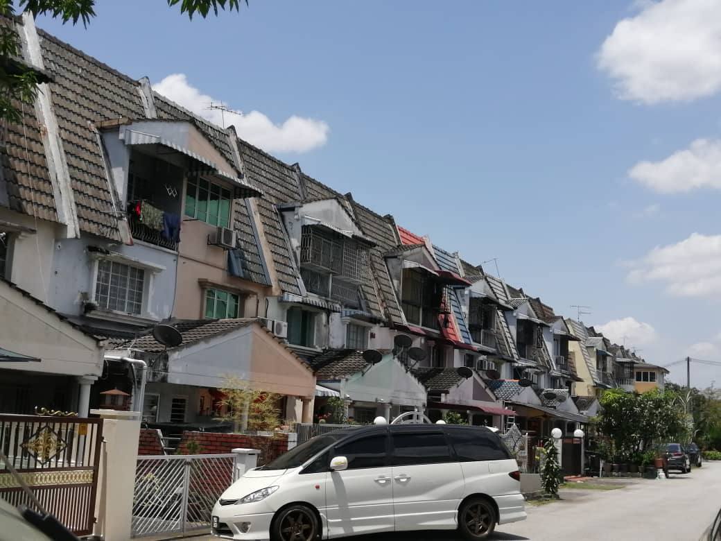 2 Storey Terrace House, Taman Putra Ampang