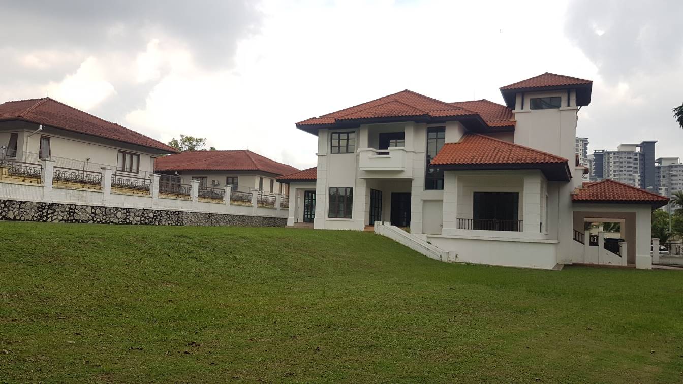 Double Storey Bungalow at Ara Damansara - photo 3