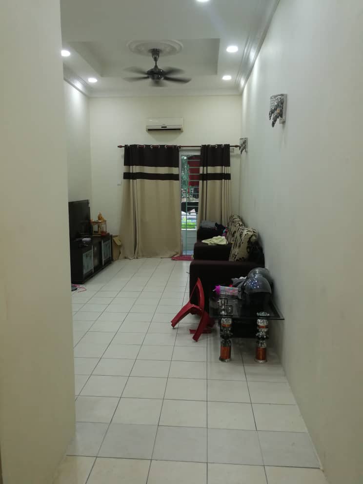 Vistaria Apartment,Puchong Perdana- - photo 2