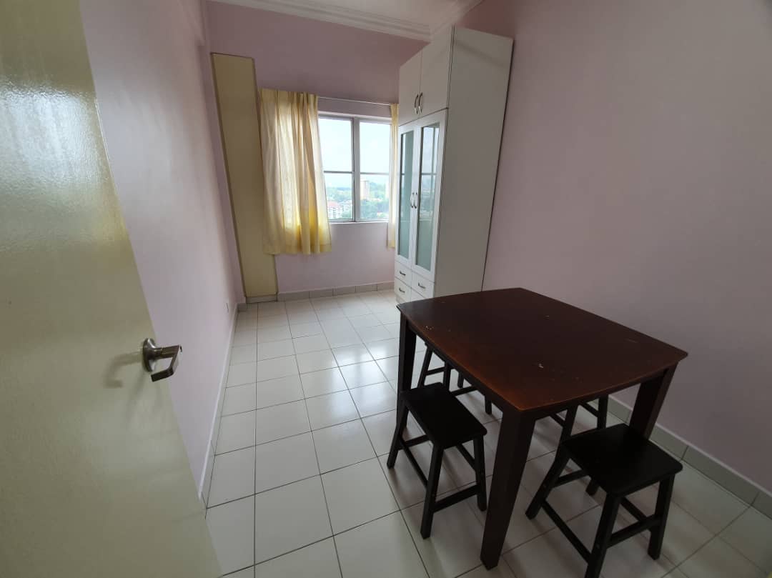 La Vista Condominium, Jalan Tempua 6, Puchong - photo 7