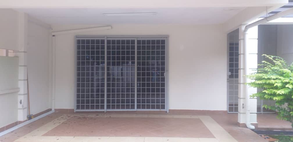 Puteri 6 -2000 - photo 2