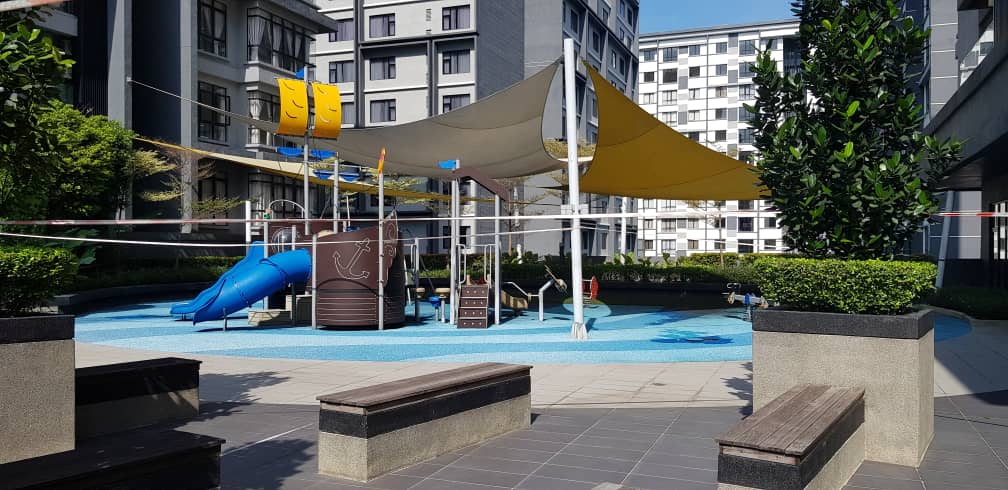 Utropolis Suites 2 Glenmarie Shah Alam by Jr - photo 8