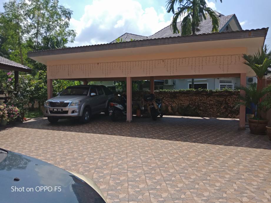 Double Storey Bungalow - photo 2