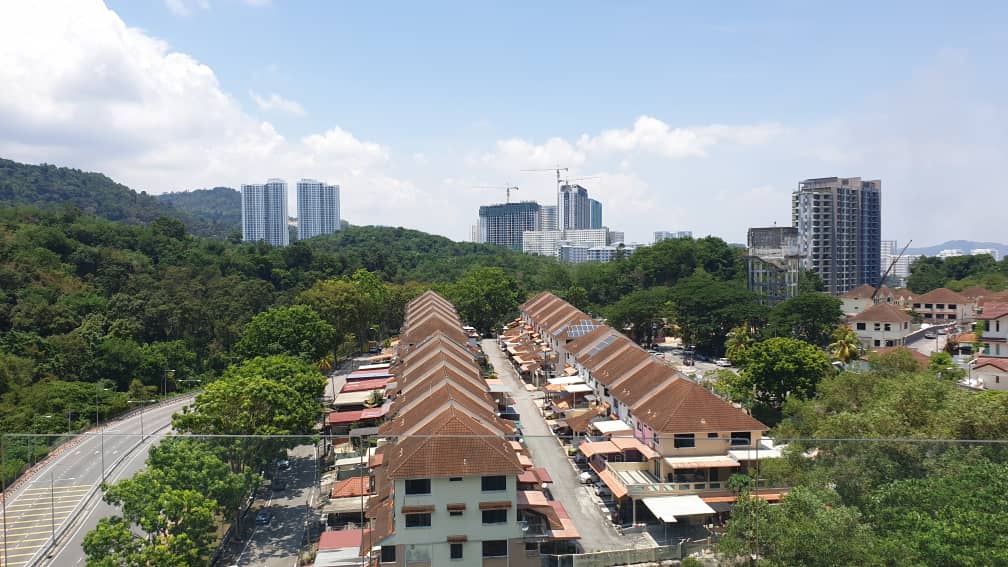 D Zone Condominium - photo 2
