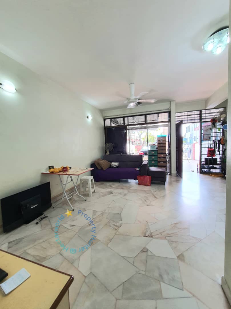 Lintang Bukit Kecil 2 - photo 2
