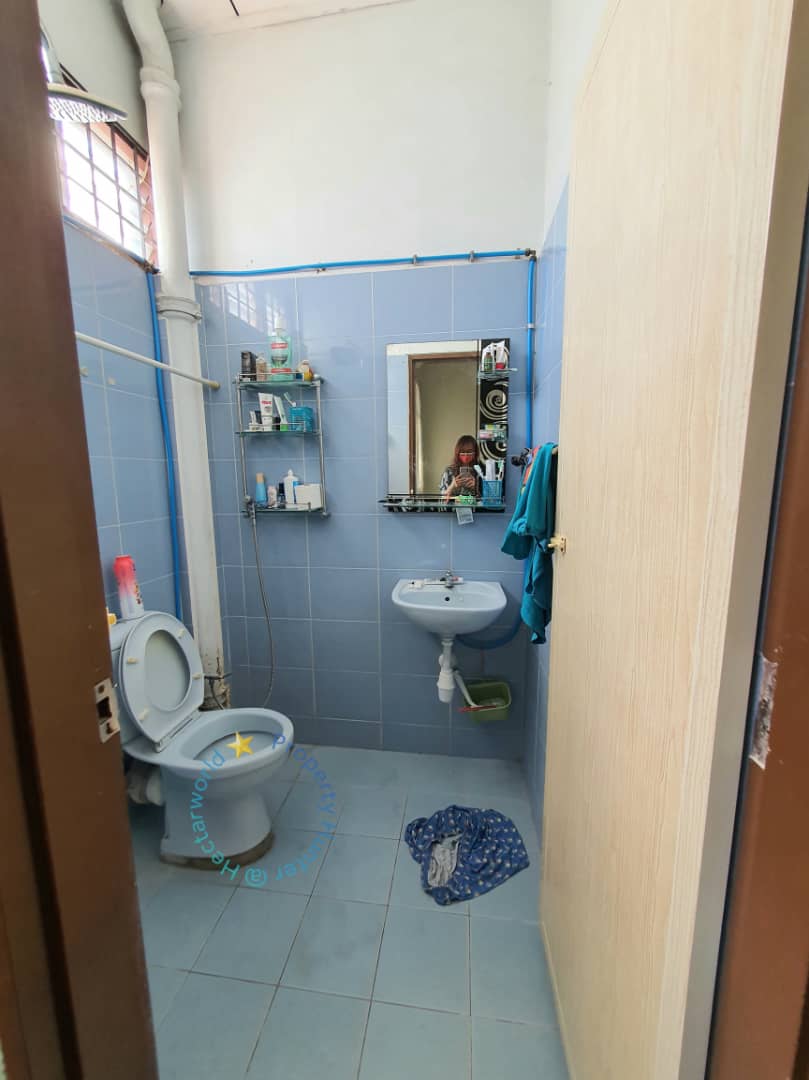 Lintang Bukit Kecil 2 - photo 12