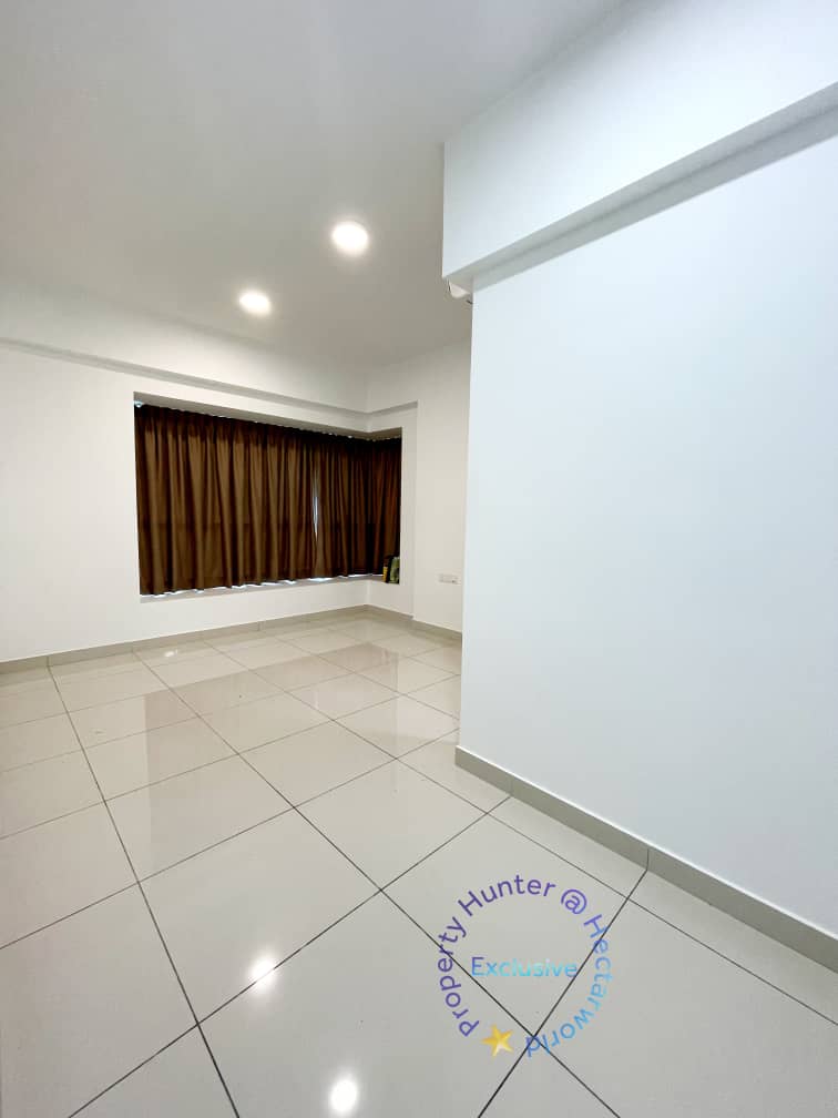 Tropicana Bay Residences - photo 3